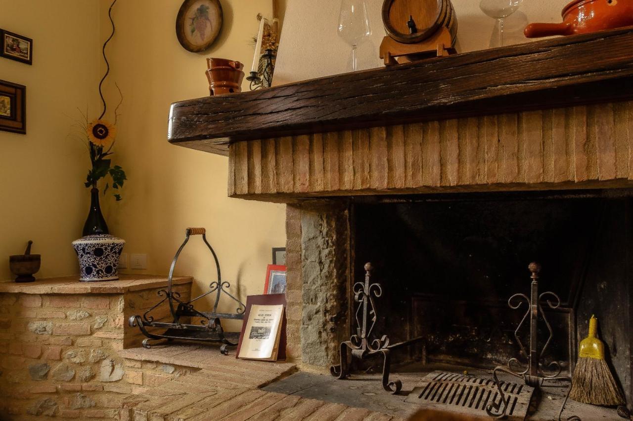 Agriturismo L'Olmo San Gimignano Eksteriør billede